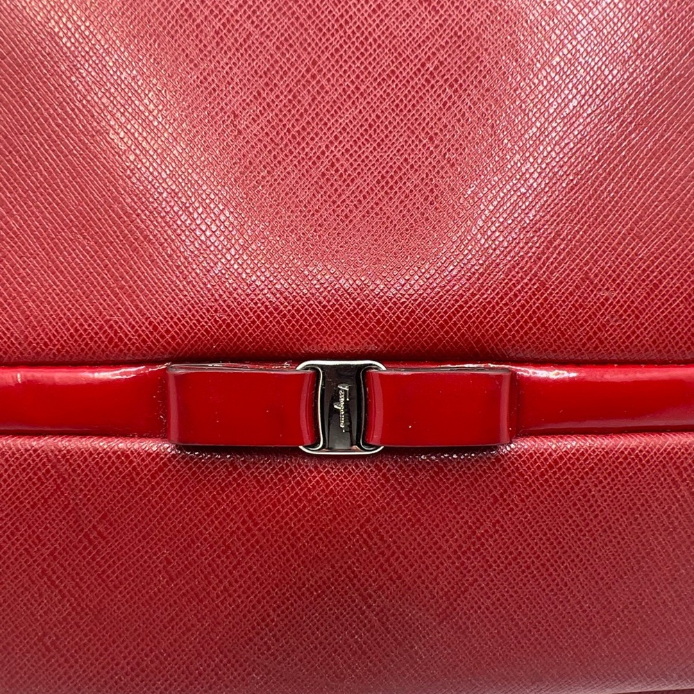 Authentic Salvatore Ferragamo Shoulder Bag - Picture 5 of 6